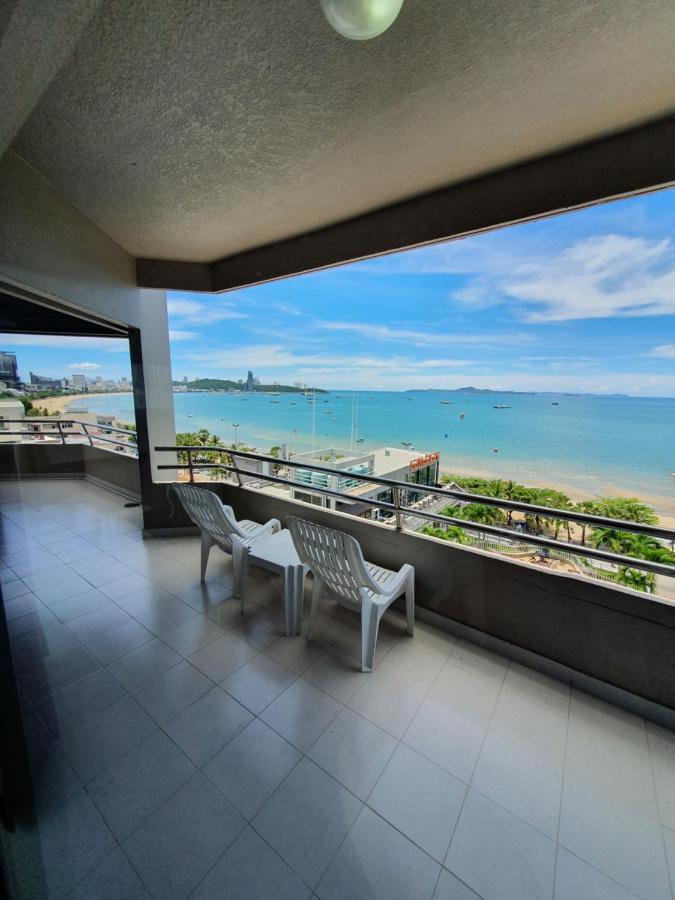 Mark Land Pattaya Beach Exterior foto