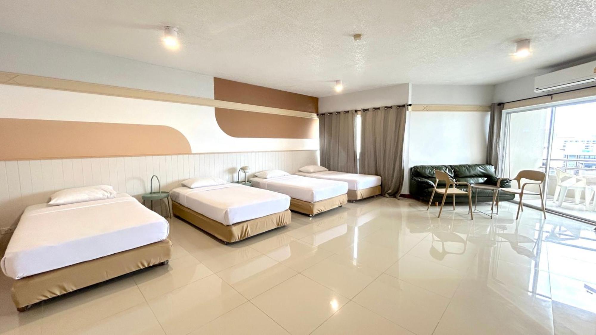 Mark Land Pattaya Beach Exterior foto